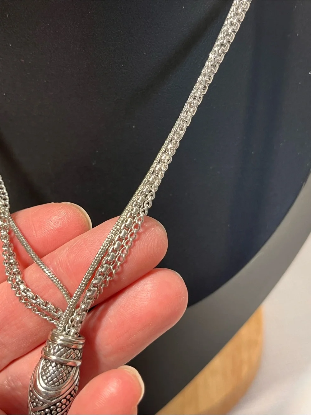 Tocara Polished Silver Tassel Lariat Necklace - like new. 
Multi strand. Rare! - Picture 4 of 7